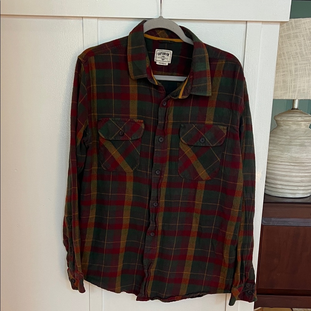 Captain Fin Men's Casual Plaid Shirt - Green and Red